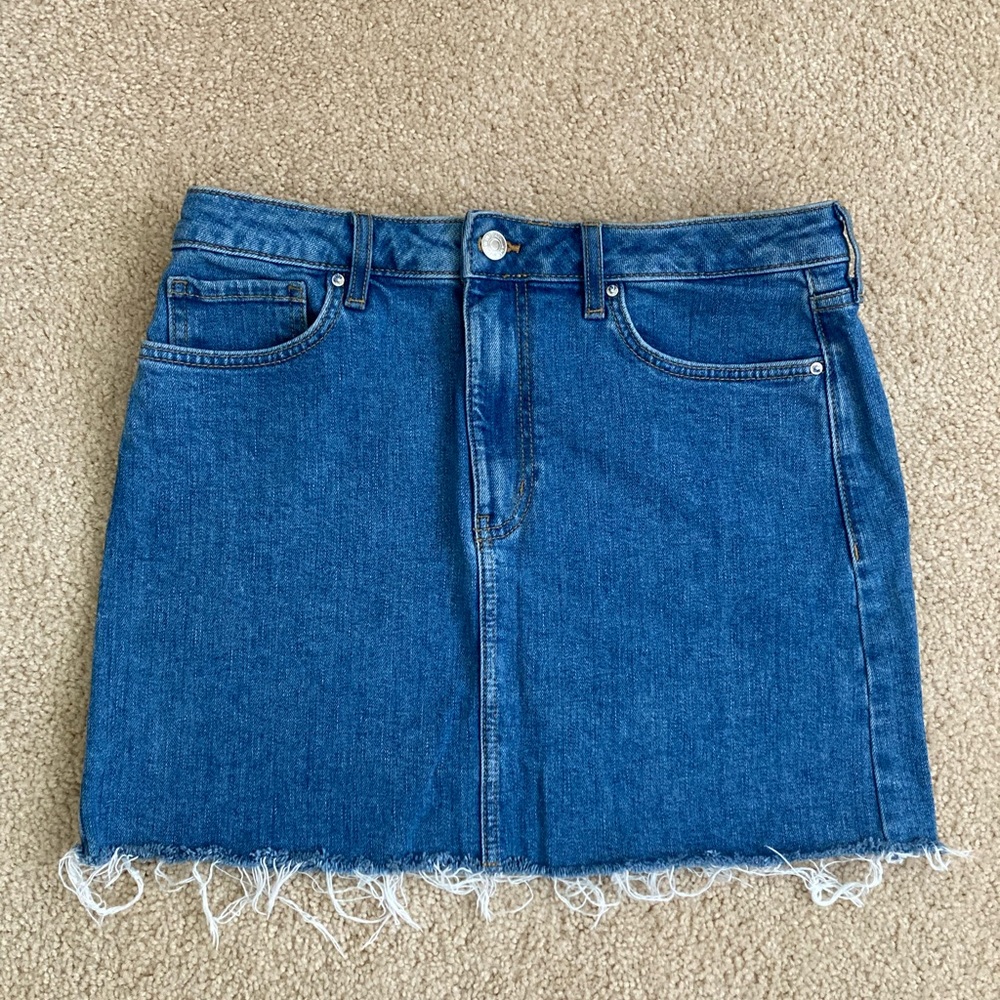 Forever 21 Raw Edge Denim Mini Skirt